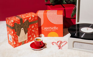 -40% auf CAPRISETTE Kaffee-Sets in einer weihnachtlichen Geschenkbox